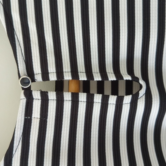 Bodycon Striped Dress - Picture 6 of 6